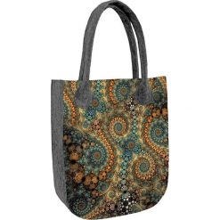 Torebka "City" w kolorze szarym ze wzorem - (S)35 x (W)42 x (G)10 cm. Szare torebki klasyczne damskie Bertoni, z materiału. W wyprzedaży za 57,95 zł.