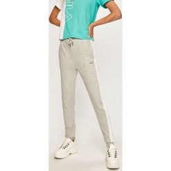 Fila - Spodnie. Czarne spodnie damskie Fila, s, bez wzorów, z bawełny, casualowe. W wyprzedaży za 169,90 zł.