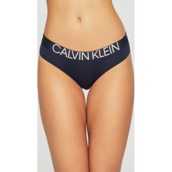 Calvin Klein Underwear - Figi. Niebieskie majtki damskie Calvin Klein Underwear, s, z elastanu. W wyprzedaży za 69,90 zł.