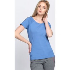 Niebieski T-shirt Curtains. Niebieskie bluzki damskie marki Born2be, m. Za 39,99 zł.