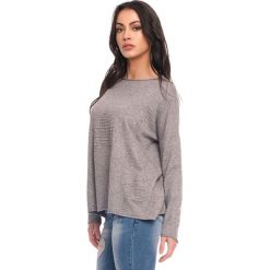 Sweter "Orna" w kolorze szarym. Szare swetry damskie Scarlet Jones, l, bez wzorów, bez rękawów, bez kaptura. W wyprzedaży za 152,95 zł.
