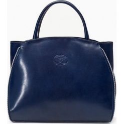 Torba Skórzana Fascinante Trono Granatowa. Niebieskie torebki klasyczne damskie marki Vera Pelle, w paski, ze skóry, na ramię. Za 329,00 zł.