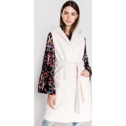 Fracomina Kamizelka Biały. Białe kurtki damskie Fracomina, s, bez wzorów, z elastanu. Za 636,95 zł.