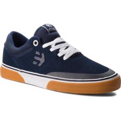 Tenisówki ETNIES - Marana Vulc 4101000425 Navy/Gum/White 463. Niebieskie półbuty męskie marki Etnies, na co dzień, bez wzorów, ze skóry, eleganckie, bez zapięcia. W wyprzedaży za 229,00 zł.