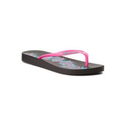 COPACABANA 82393 Czarny. Czarne klapki damskie Copacabana, bez wzorów, z tworzywa sztucznego, bez obcasa. Za 39,99 zł.