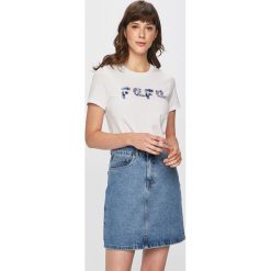 Pepe Jeans - Top Ada. Białe bluzki damskie Pepe Jeans, s, z aplikacjami, z bawełny, z okrągłym kołnierzem. W wyprzedaży za 129,90 zł.