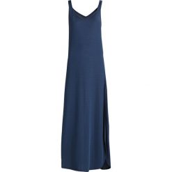 Denham DRESS Długa sukienka ocean navy. Niebieskie sukienki damskie marki Denham, l, bez wzorów, z wiskozy, bez kołnierzyka, z długim rękawem, długie, maxi. Za 589,00 zł.