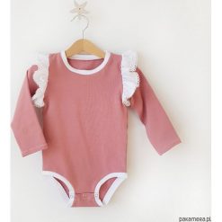 Body - Old Rose&White. Czerwone body niemowlęce Pakamera, w koronkowe wzory, z jersey, z długim rękawem. Za 89,00 zł.