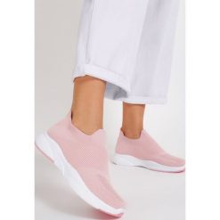 Różowe Buty Sportowe Kaidah. Różowe buty sportowe damskie Renee, bez wzorów, sportowe. W wyprzedaży za 74,99 zł.