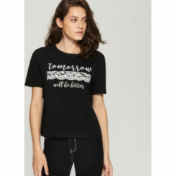 T-shirt z nadrukiem - Czarny. Czarne t-shirty damskie marki Sinsay, l, z nadrukiem. Za 24,99 zł.