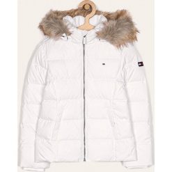 Tommy Hilfiger - Kurtka puchowa dziecięca 128-176 cm. Czerwone kurtki dziewczęce TOMMY HILFIGER, bez wzorów, z elastanu, krótkie, z kapturem. Za 799,90 zł.