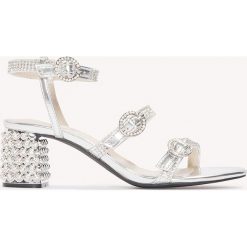 Rzymianki damskie: NA-KD Shoes Metaliczne sandały ze zdobieniami - Silver