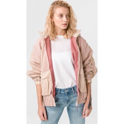 Pepe Jeans Ammani Kurtka Beżowy. Brązowe kurtki damskie Pepe Jeans, na wiosnę, m, bez wzorów, z jeansu. Za 567,95 zł.