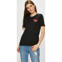 Only - Top. Szare topy damskie ONLY, l, z nadrukiem, z bawełny, z okrągłym kołnierzem. W wyprzedaży za 29,90 zł.