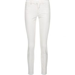 Jeansy Slim Fit Pinko Taylor 29 PE19 PJEAN 1X10EF Y5D5. Białe jeansy damskie Pinko. W wyprzedaży za 469,00 zł.