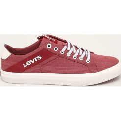 Levi's - Tenisówki. Czerwone trampki męskie Levi's®, bez wzorów, z gumy, bez zapięcia. Za 259,90 zł.