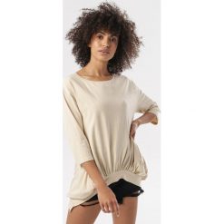 Jasnobeżowa Bluza Aquasea. Brązowe bluzy damskie Born2be, xl, bez wzorów, bez rękawów, bez kaptura. W wyprzedaży za 59,99 zł.