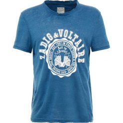 Zadig & Voltaire OSLO BLASON Tshirt z nadrukiem petrole. Niebieskie t-shirty męskie marki Zadig & Voltaire, s, z nadrukiem, ze lnu. Za 479,00 zł.