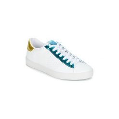 Buty Victoria DEPORTIVO PIEL METALIZADO. Białe trampki i tenisówki damskie Victoria, bez wzorów, bez zapięcia. Za 149,50 zł.