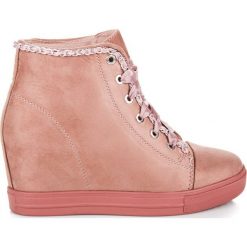 Sneakersy wiązane wstążką EMILY. Różowe trampki i tenisówki damskie marki SEASTAR, bez wzorów, bez zapięcia. Za 109,00 zł.
