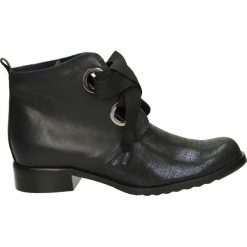 Botki - 1744 J-P BLU. Czarne botki damskie skórzane marki Venezia. Za 289,00 zł.