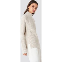 Rut&Circle Sweter z dzianiny Marielle - Beige. Brązowe golfy damskie Rut&Circle, z dzianiny. Za 161,95 zł.