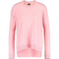 PS by Paul Smith Sweter pink. Różowe bluzy damskie marki PS by Paul Smith, l, bez wzorów, z wełny, bez rękawów, bez kaptura. W wyprzedaży za 351,60 zł.