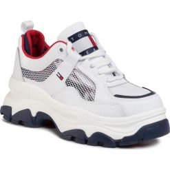 Sneakersy TOMMY JEANS - Recycled Mesh Flatform Shoe EN0EN00808 Rwb C87. Białe półbuty damskie Tommy Jeans, z jeansu. Za 579,00 zł.