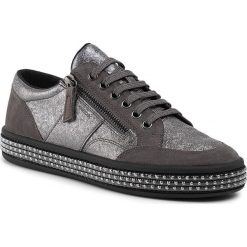 Sneakersy GEOX - D Leelu' E D94FFE 06P22 C1G9F Gun/Dk Grey. Szare półbuty damskie Geox, z zamszu. W wyprzedaży za 239,00 zł.