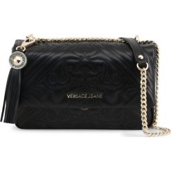 Versace Jeans Listonoszka E1VTBBZ6_71109. Listonoszki damskie Versace Jeans, w paski, z jeansu, na ramię, bez dodatków. Za 501,00 zł.