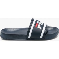 Fila - Klapki. Niebieskie klapki damskie Fila, bez wzorów, z gumy, bez obcasa, na płaskiej podeszwie. Za 89,90 zł.