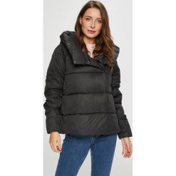 Only - Kurtka June. Czarne kurtki damskie ONLY, s, bez wzorów, z poliesteru, krótkie, z kapturem. W wyprzedaży za 179,90 zł.