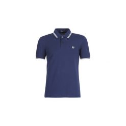 Koszulki polo z krótkim rękawem Fred Perry THE FRED PERRY SHIRT. Niebieskie koszulki męskie Fred Perry, s, bez wzorów, polo, z krótkim rękawem, krótkie. Za 369,00 zł.