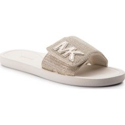 Klapki MICHAEL MICHAEL KORS - Mk Slide 40T8MKFA3D Wht/Gld/Chmp. Żółte klapki damskie MICHAEL Michael Kors, bez wzorów, z tworzywa sztucznego, bez obcasa. Za 289,00 zł.