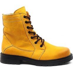 Trzewiki młodzieżowe Łukbut. Czarna buty trekkingowe damskie Łukbut, młodzieżowe, bez obcasa, na sznurówki. Za 319,00 zł.