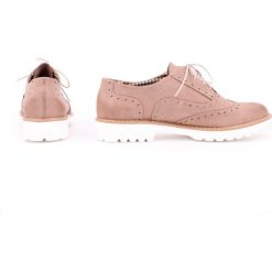 Półbuty - skóra naturalna - model 258 - kolor cappuccino. Półbuty damskie Zapato, bez wzorów, ze skóry, bez obcasa, bez zapięcia. W wyprzedaży za 173,40 zł.