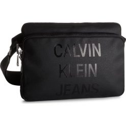 Saszetka CALVIN KLEIN JEANS - Coated Logo Flat Crossbody K50K504723 910. Czarne torby męskie skórzane Calvin Klein Jeans, bez wzorów, z jeansu, młodzieżowe. Za 359,00 zł.