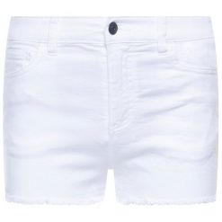 Szorty jeansowe Armani Exchange 8NYJ59 Y5ECZ 0102. Białe szorty damskie Armani Exchange, bez wzorów, z elastanu. Za 419,00 zł.