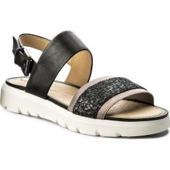 Sandały GEOX - D Amalitha G D827WG 0LSEW C9999 Black. Czarne klapki damskie Geox, z aplikacjami, ze skóry ekologicznej, bez obcasa. W wyprzedaży za 239,00 zł.