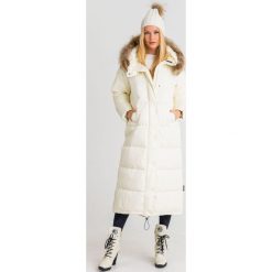 PŁASZCZ PIKOWANY OSELLA WEEKEND MAX MARA. Białe kurtki damskie z aplikacjami, z materiału. Za 1703,40 zł.