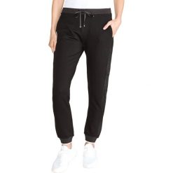 Liu Jo Spodnie dresowe Czarny. Czarne spodnie damskie Liu Jo, xs, z elastanu. Za 471,95 zł.