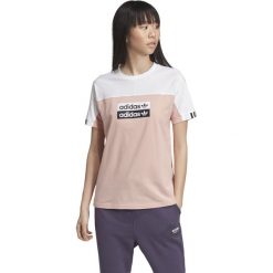 Adidas Originals Koszulka Biały Beżowy. Brązowe koszulki damskie adidas Originals, s, z nadrukiem, z bawełny, bez kołnierzyka, z krótkim rękawem. Za 119,95 zł.