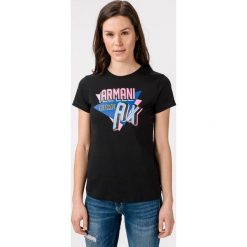 Armani Exchange Koszulka Czarny. Czarne podkoszulki męskie Armani Exchange, s, z nadrukiem, z bawełny, bez kołnierzyka. Za 264,95 zł.
