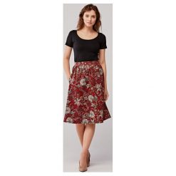 Spódnica Helle Estrella bordowa 32 bordo. Czerwone spódniczki damskie Marie Zélie, w paski, z elastanu, eleganckie, midi, rozkloszowane. Za 277,00 zł.