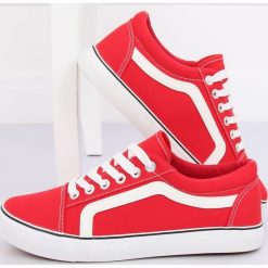 Trampki damskie czerwone BL117P RED. Czerwone trampki i tenisówki damskie obuwie damskie, bez wzorów, z tkaniny, bez zapięcia. Za 53,66 zł.