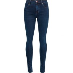 Jeansy J BRAND 620 Niebieski. Niebieskie jeansy damskie marki J Brand. W wyprzedaży za 625,00 zł.