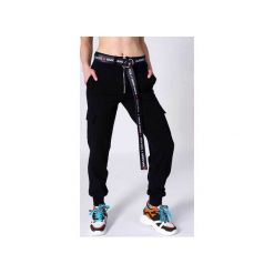 Czarne spodnie bojówki Chain Zip Black. Czarne spodnie damskie s, w paski, z poliesteru. Za 149,00 zł.