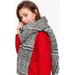 ŚREDNIEJ GRUBOŚCI SZALIK W KRATĘ. Czarne kominy damskie Top Secret, z tkaniny. W wyprzedaży za 29,99 zł.