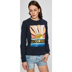 Femi Stories - Bluza Malibu. Niebieskie bluzy damskie marki Femi Stories, s, z nadrukiem, z elastanu, bez rękawów, bez kaptura. W wyprzedaży za 169,90 zł.