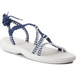 Sandały LA MARINE - Nomia Nautic Blue/White. Niebieskie klapki damskie marki La Marine, bez wzorów, z tworzywa sztucznego, bez obcasa. W wyprzedaży za 149,00 zł.